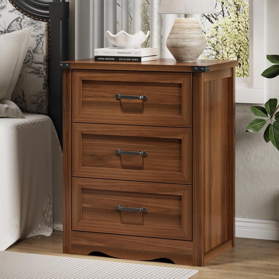 Xixini Nightstand with 3 Drawers